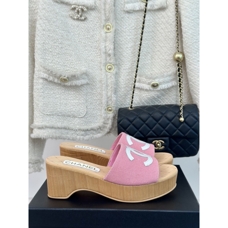Ch*el slippers